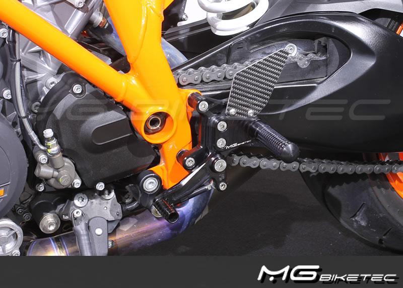 MG-Biketec Fussrastenanlage verstellbar